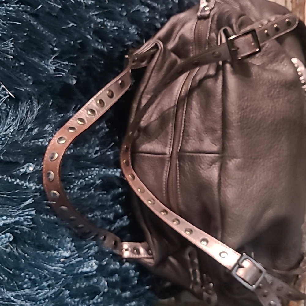 Be & D Leather Satchel - Picture 4 of 15